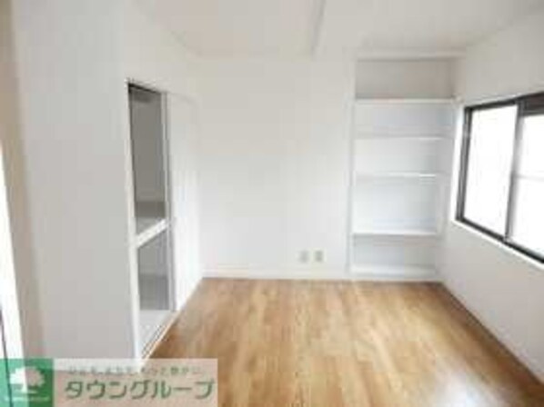 ファミーラシオンの物件内観写真